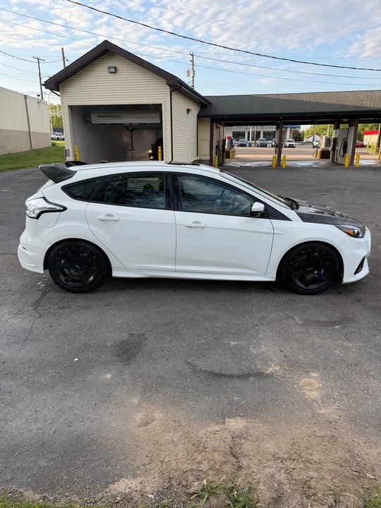 2017 Ford Focus RS 3rd Gen - Image 7 of 20