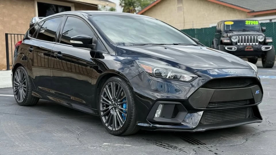 2017 Ford Focus RS 3rd Gen - Image 2 of 18