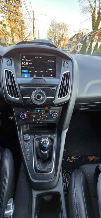 2017 Ford Focus RS 3rd Gen - Image 10 of 15