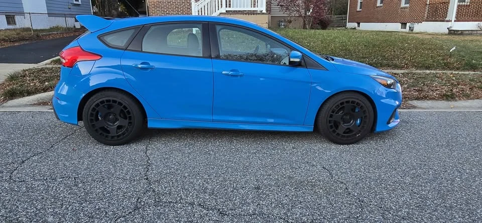 2017 Ford Focus RS 3rd Gen - Image 9 of 15