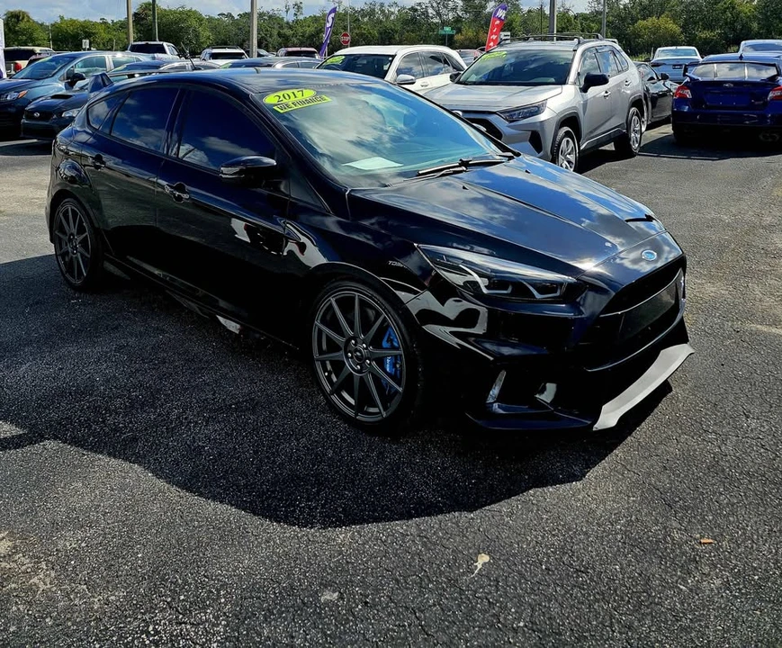2017 Ford Focus RS 3rd Gen - Image 2 of 6