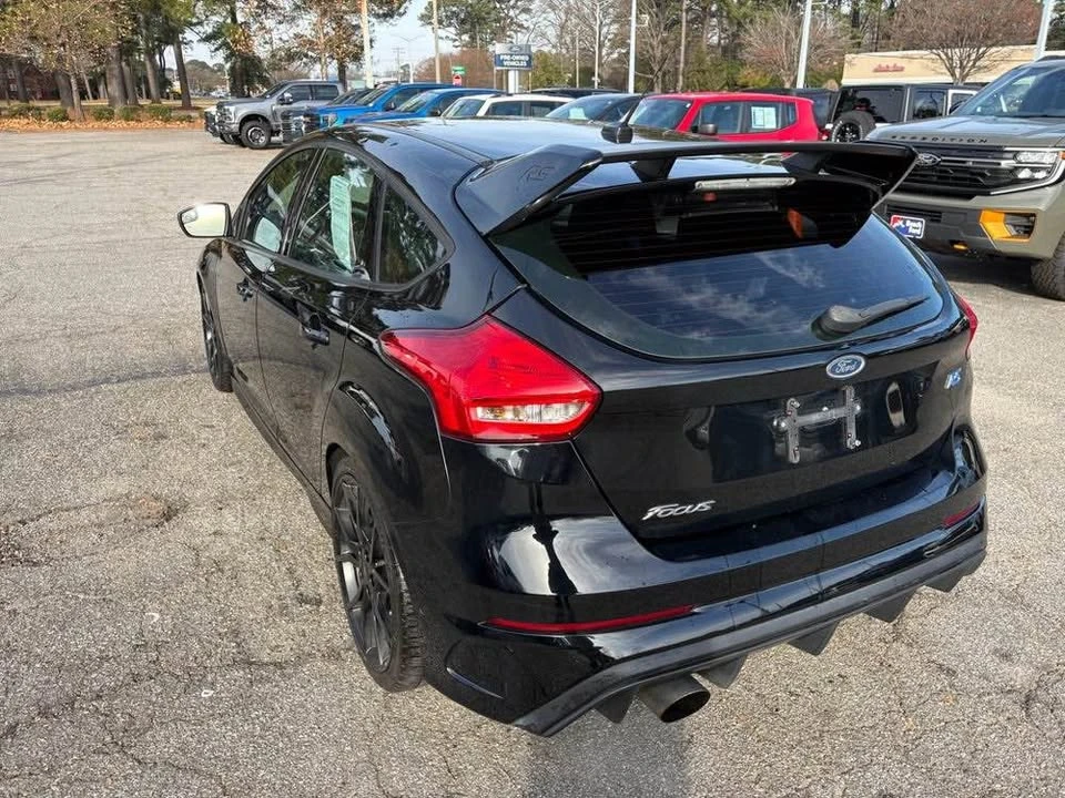 2017 Ford Focus RS 3rd Gen - Image 9 of 10