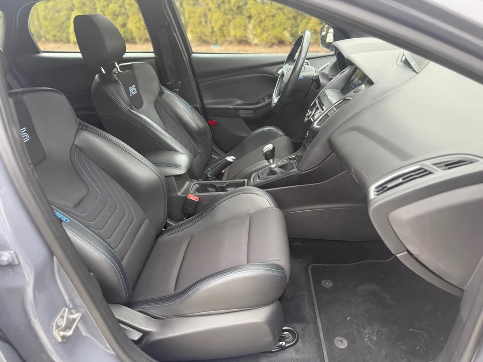 2017 Ford Focus RS 3rd Gen - Image 5 of 11