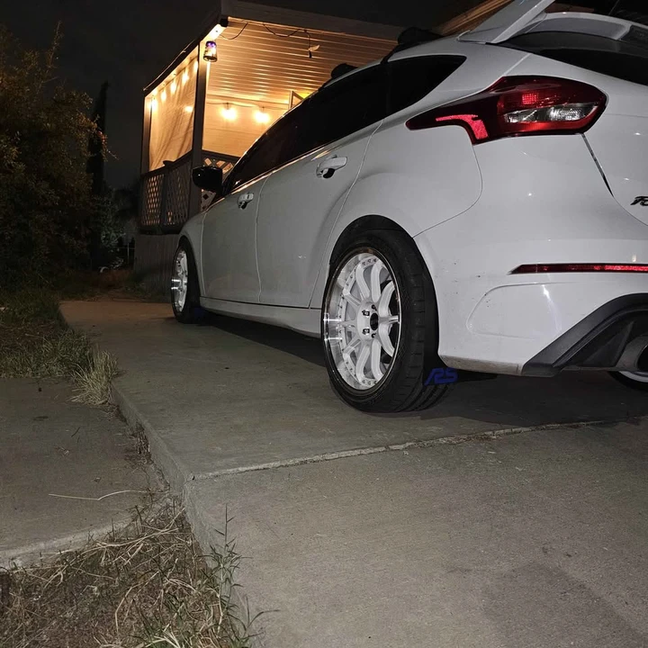 2017 Ford Focus RS 3rd Gen - Image 5 of 5