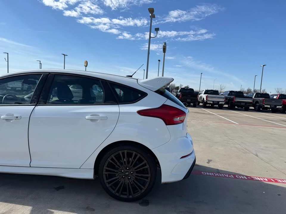 2017 Ford Focus RS 3rd Gen - Image 8 of 20