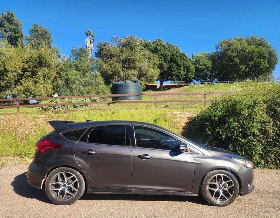 2017 Ford Focus RS 3rd Gen - Image 2 of 18