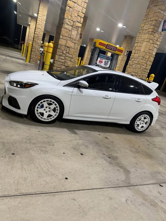 2017 Ford Focus RS 3rd Gen - Image 2 of 6