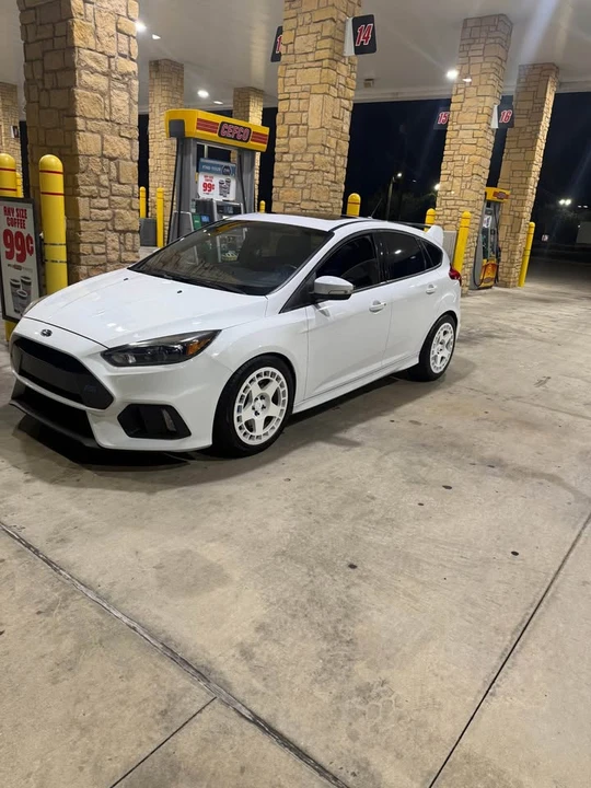 2017 Ford Focus RS 3rd Gen - Image 4 of 6