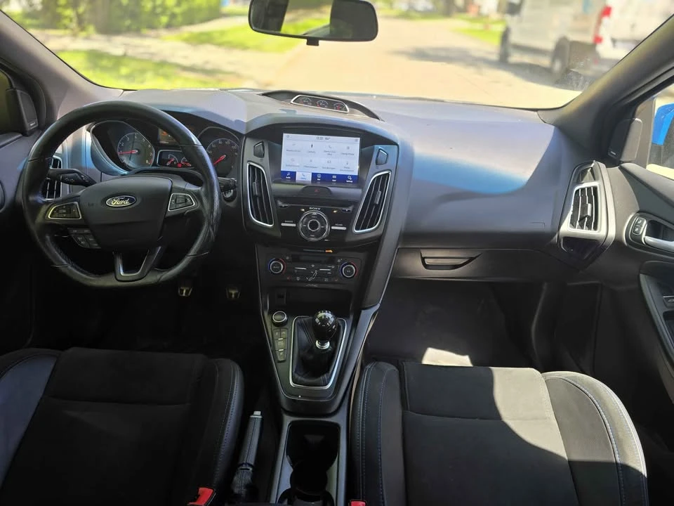2017 Ford Focus RS 3rd Gen - Image 2 of 13