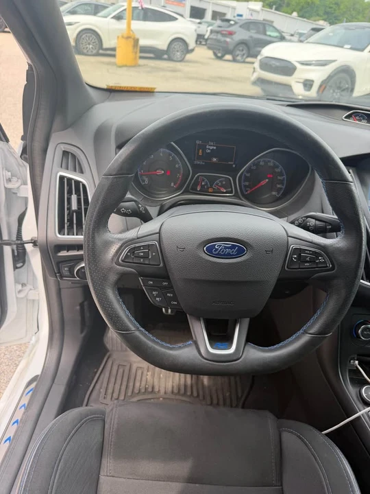 2017 Ford Focus RS 3rd Gen - Image 15 of 18