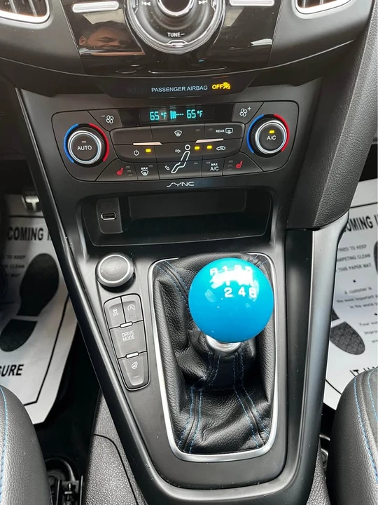 2017 Ford Focus RS 3rd Gen - Image 14 of 16