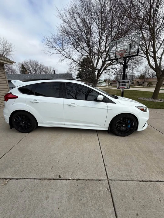 2017 Ford Focus RS 3rd Gen - Image 5 of 16