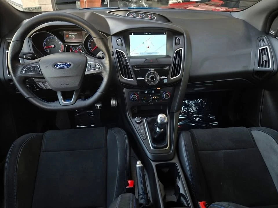 2017 Ford Focus RS 3rd Gen - Image 17 of 19