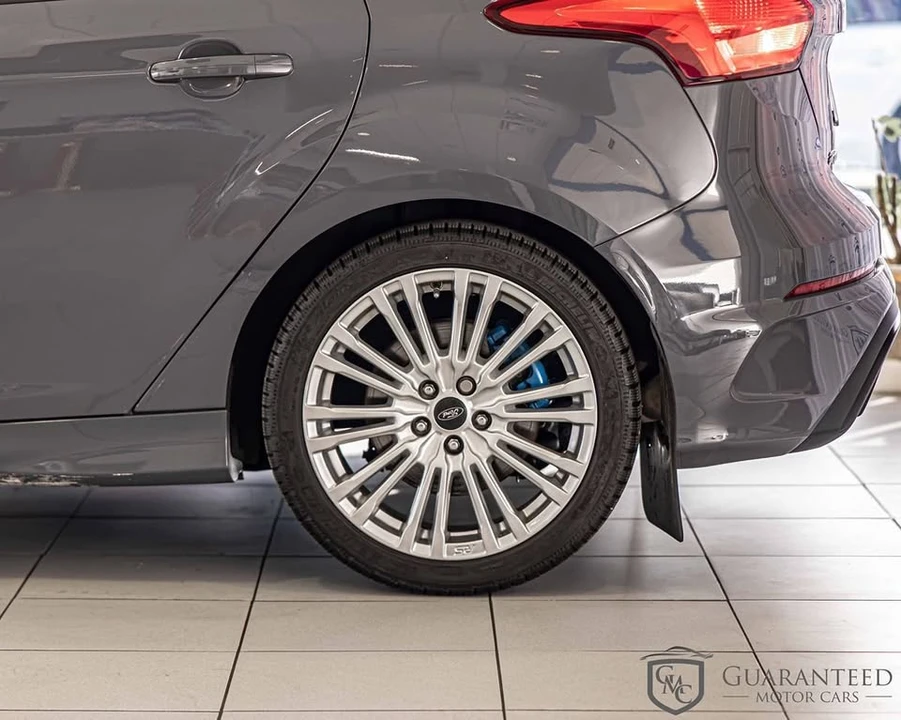 2017 Ford Focus RS 3rd Gen - Image 7 of 20