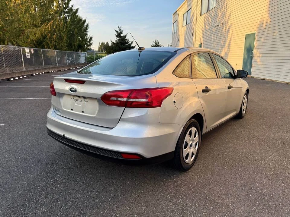 2017 Ford Focus 3rd Gen - Image 5 of 14