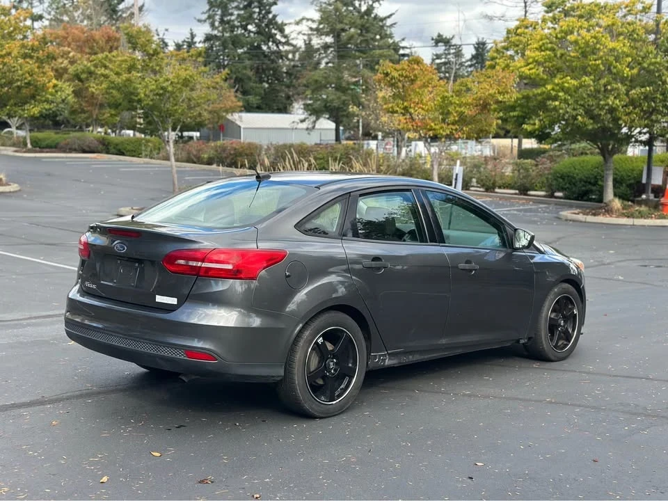 2017 Ford Focus 3rd Gen - Image 5 of 19