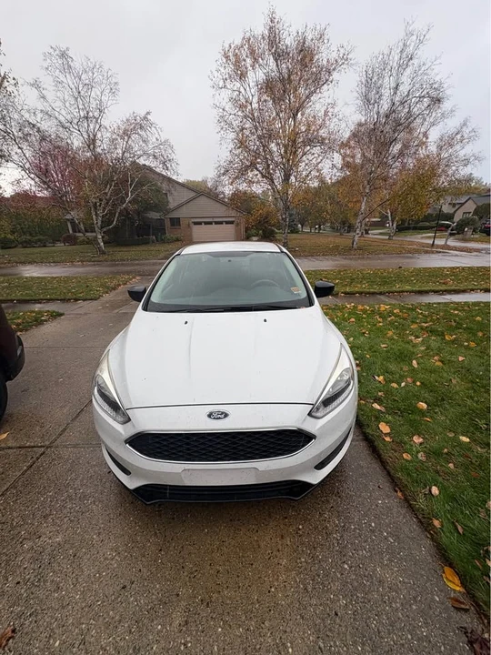 2017 Ford Focus 3rd Gen - Image 4 of 4