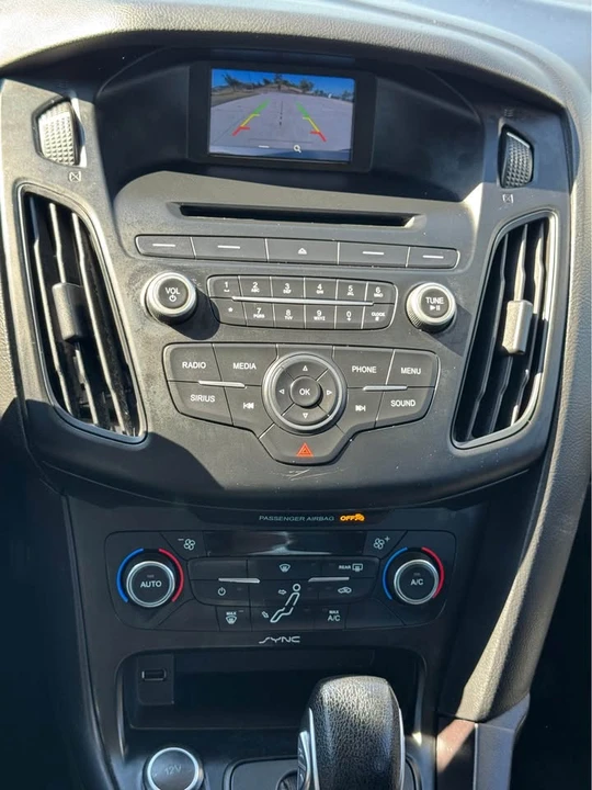 2017 Ford Focus 3rd Gen - Image 9 of 14
