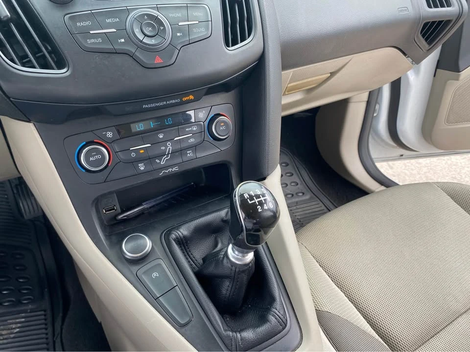 2017 Ford Focus 3rd Gen - Image 5 of 13