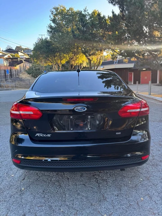 2017 Ford Focus 3rd Gen - Image 5 of 9