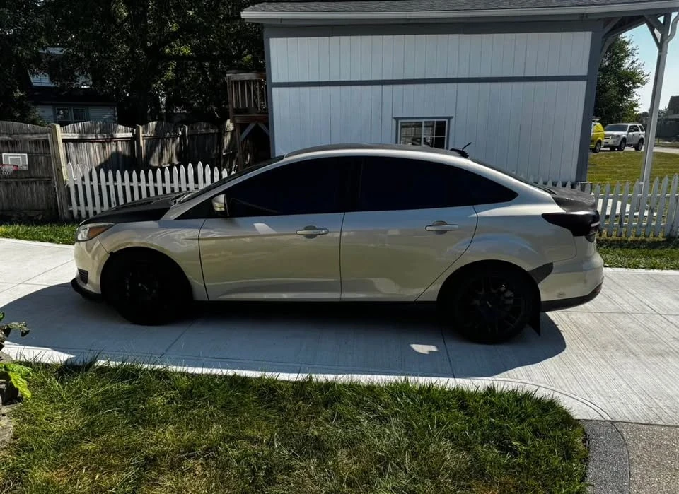 2017 Ford Focus 3rd Gen - Image 2 of 4
