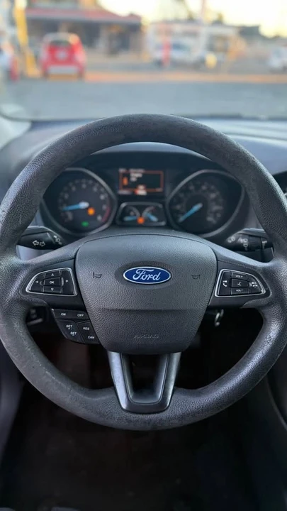 2017 Ford Focus 3rd Gen - Image 14 of 20