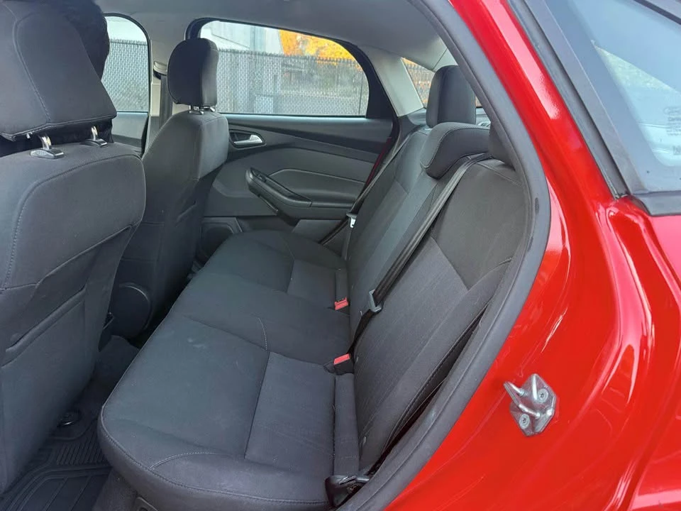 2017 Ford Focus 3rd Gen - Image 5 of 10