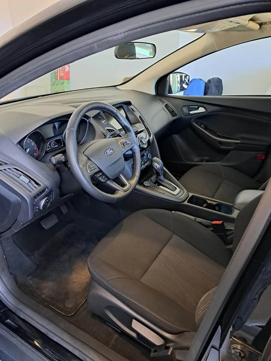 2017 Ford Focus 3rd Gen - Image 4 of 5