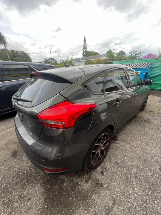 2017 Ford Focus 3rd Gen - Image 5 of 8