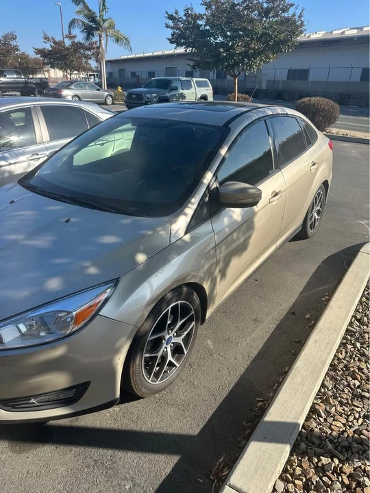 2017 Ford Focus 3rd Gen - Image 2 of 4