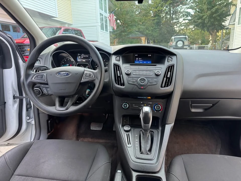2017 Ford Focus 3rd Gen - Image 4 of 10