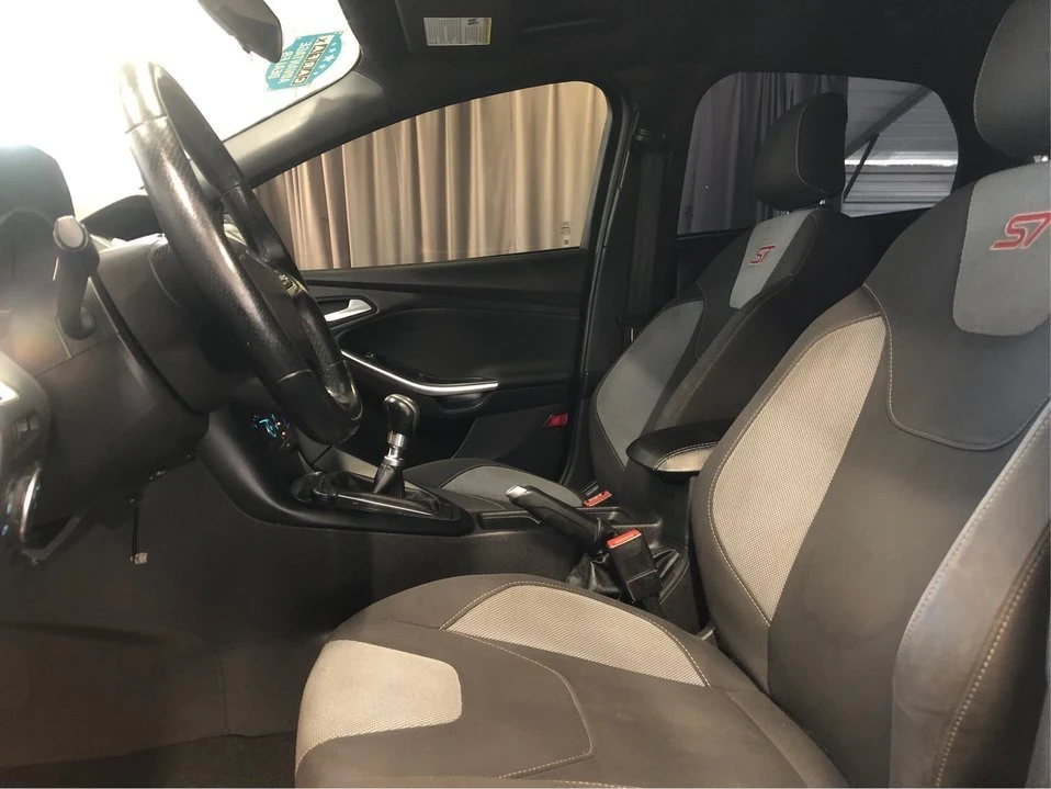 2017 Ford Focus ST 3rd Gen - Image 9 of 20