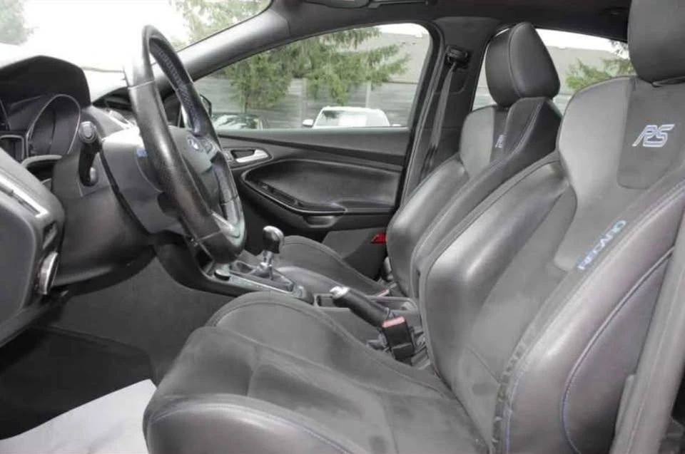 2017 Ford Focus ST 3rd Gen - Image 6 of 8