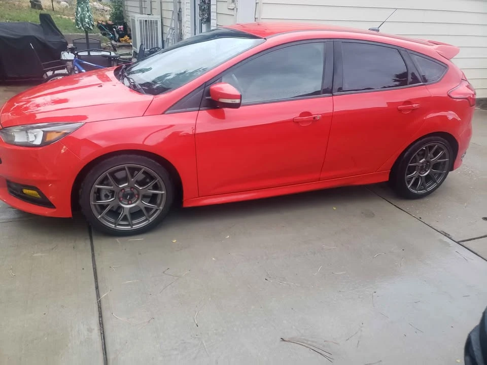 2017 Ford Focus ST 3rd Gen - Image 4 of 10