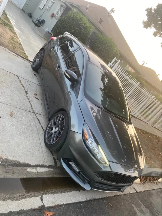 2017 Ford Focus 3rd Gen - Image 4 of 16