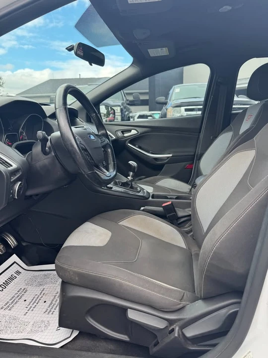 2017 Ford Focus 3rd Gen - Image 11 of 12