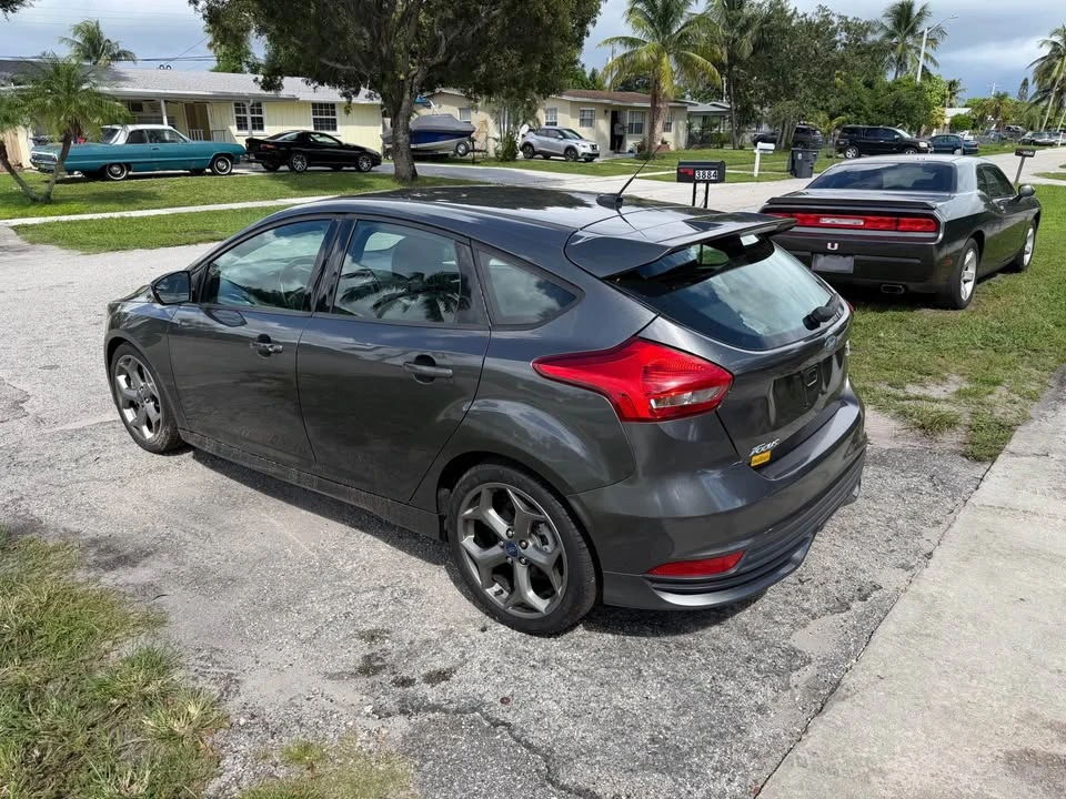 2017 Ford Focus 3rd Gen - Image 6 of 18