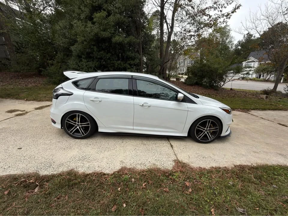 2017 Ford Focus 3rd Gen - Image 6 of 14