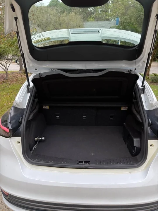 2017 Ford Focus 3rd Gen - Image 9 of 14