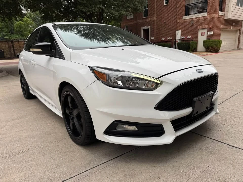 2017 Ford Focus 3rd Gen - Image 3 of 20