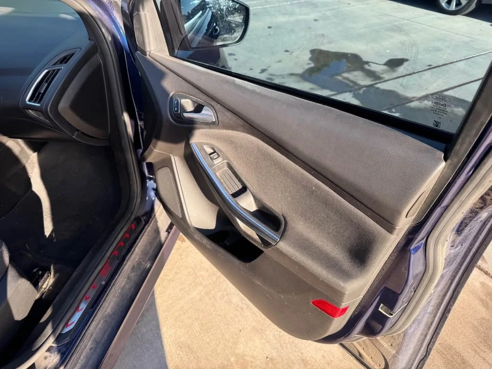 2017 Ford Focus 3rd Gen - Image 14 of 15