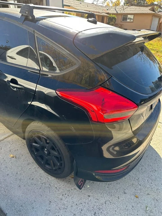2017 Ford Focus ST 3rd Gen - Image 5 of 12