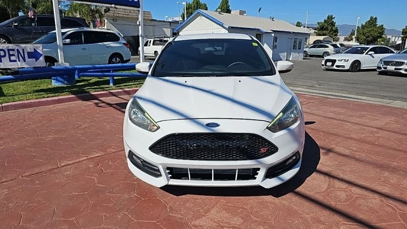 2017 Ford Focus 3rd Gen - Image 2 of 16