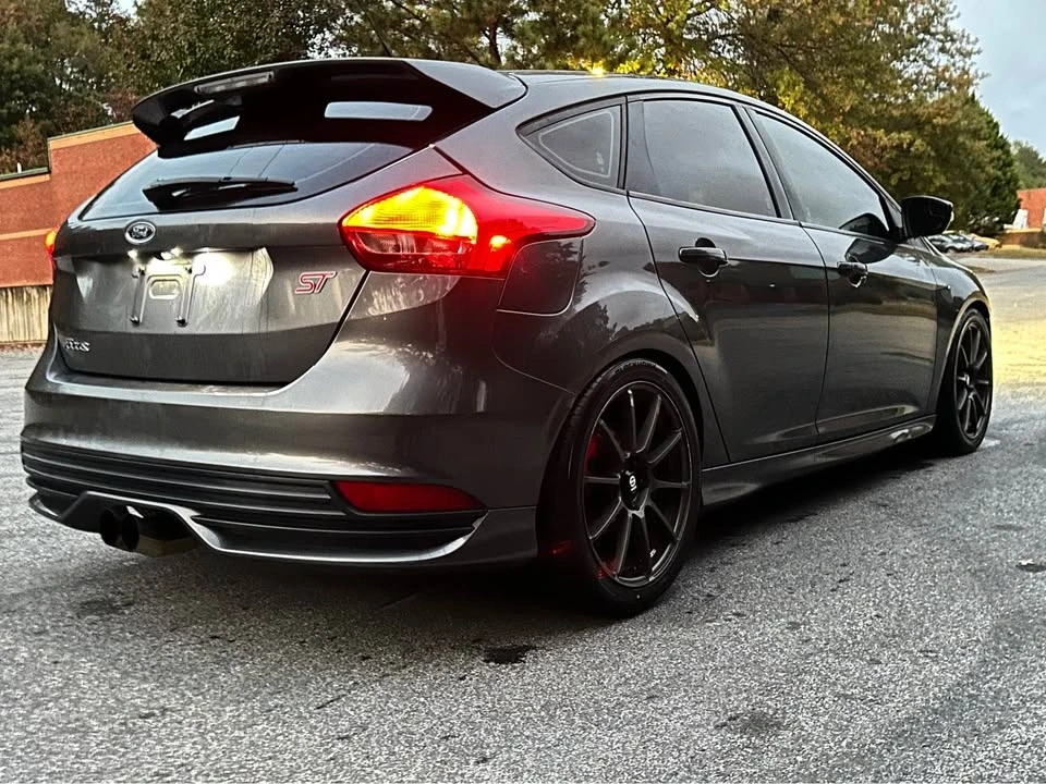 2017 Ford Focus ST 3rd Gen - Image 6 of 13
