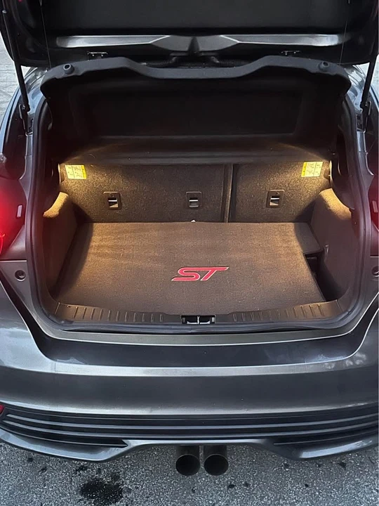 2017 Ford Focus ST 3rd Gen - Image 8 of 13