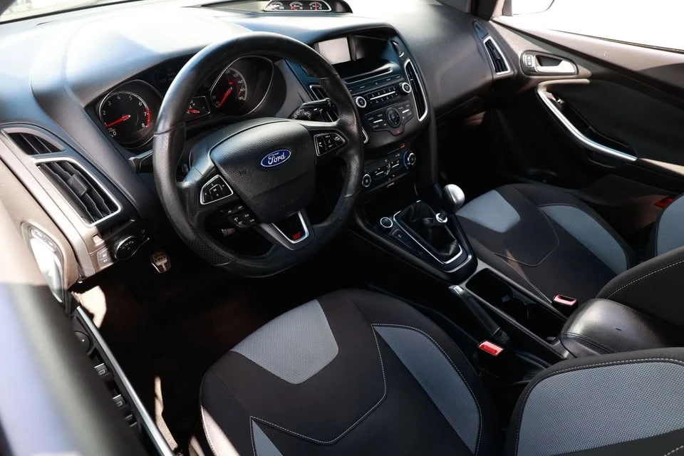 2017 Ford Focus 3rd Gen - Image 10 of 19