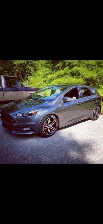2017 Ford Focus 3rd Gen - Image 2 of 2