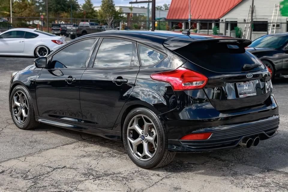 2017 Ford Focus 3rd Gen - Image 3 of 19