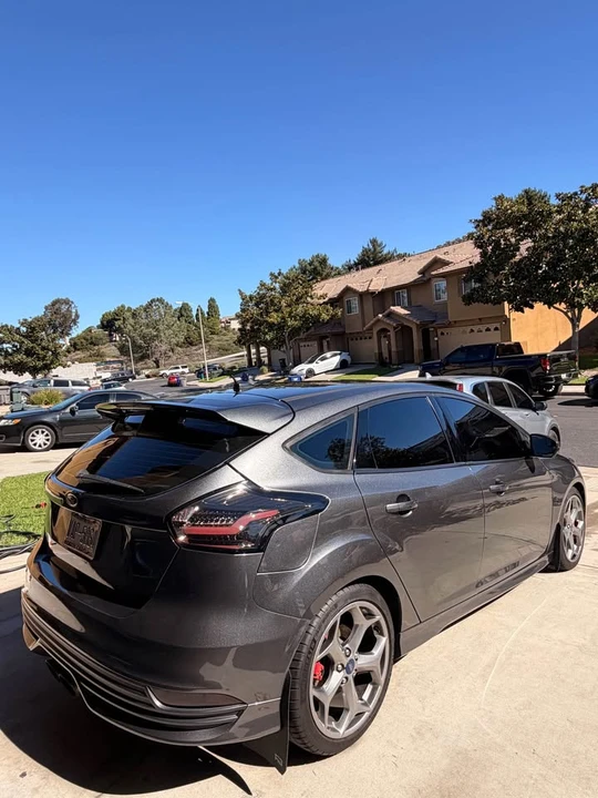 2017 Ford Focus 3rd Gen - Image 3 of 11