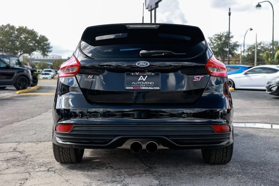 2017 Ford Focus 3rd Gen - Image 4 of 19